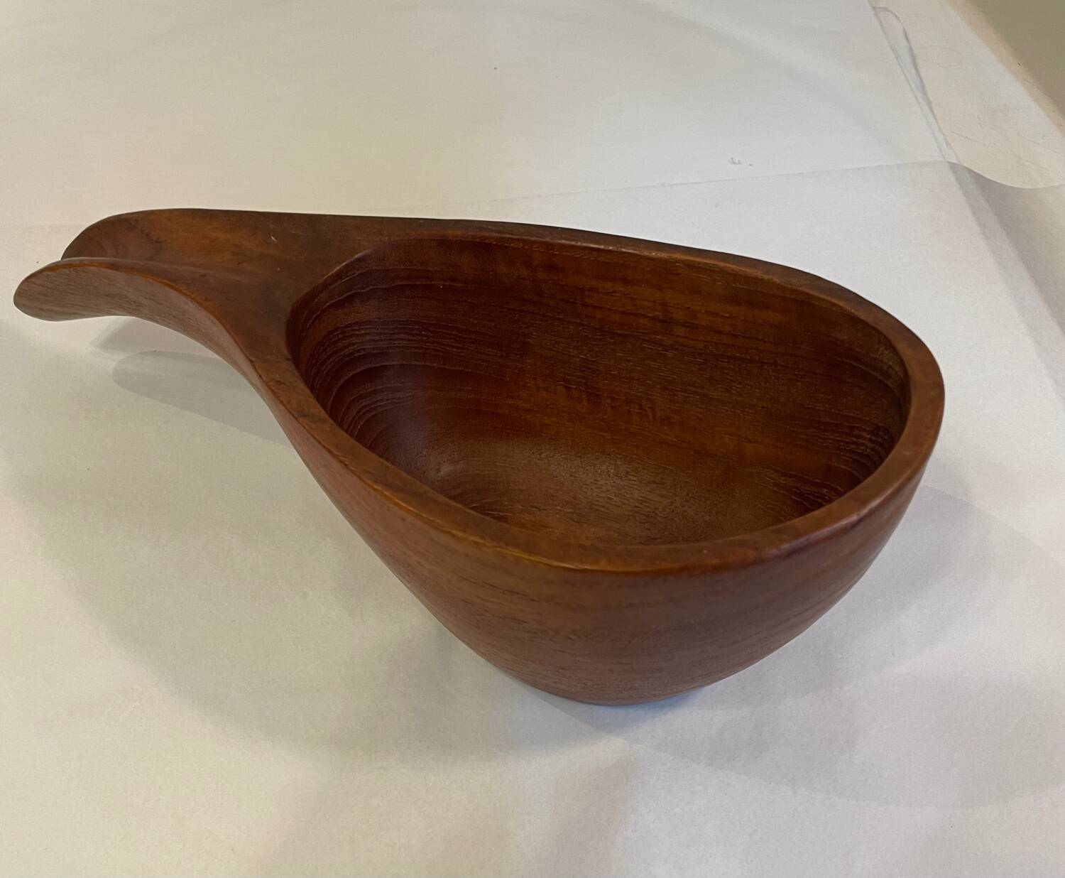 Écuelle en bois de teck