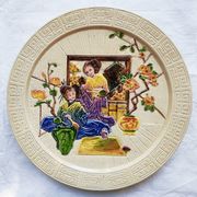 Plat décor Geishas faïence anglaise Bretby