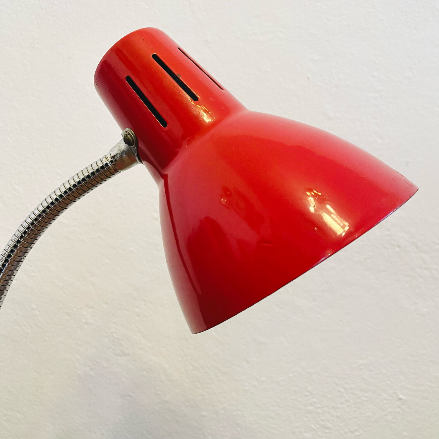 Vintage MG desk lamp