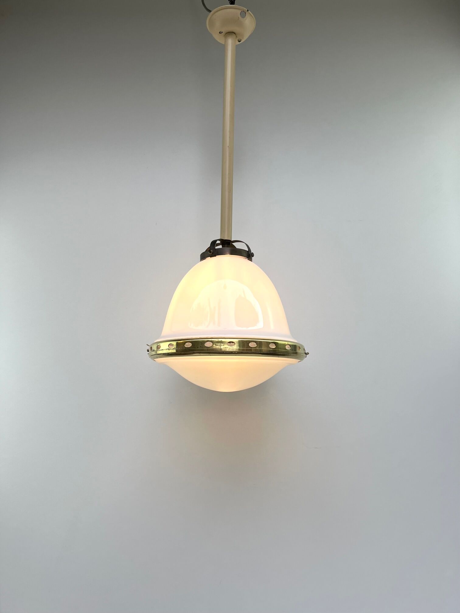 Chandelier 1920 opaline and frosted glass brand bag paris