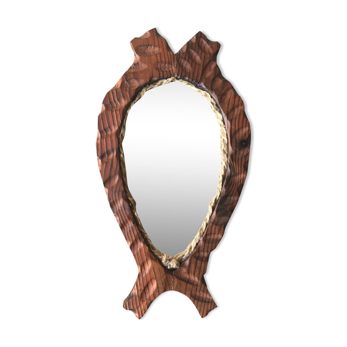 Brutalist mirror fish