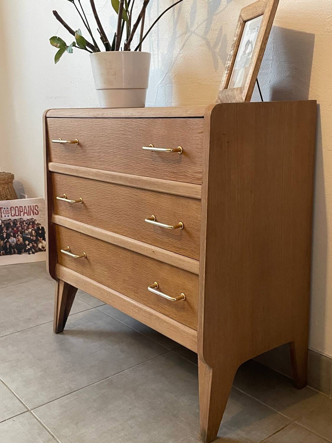 Charming vintage chest of drawers from the 1960s