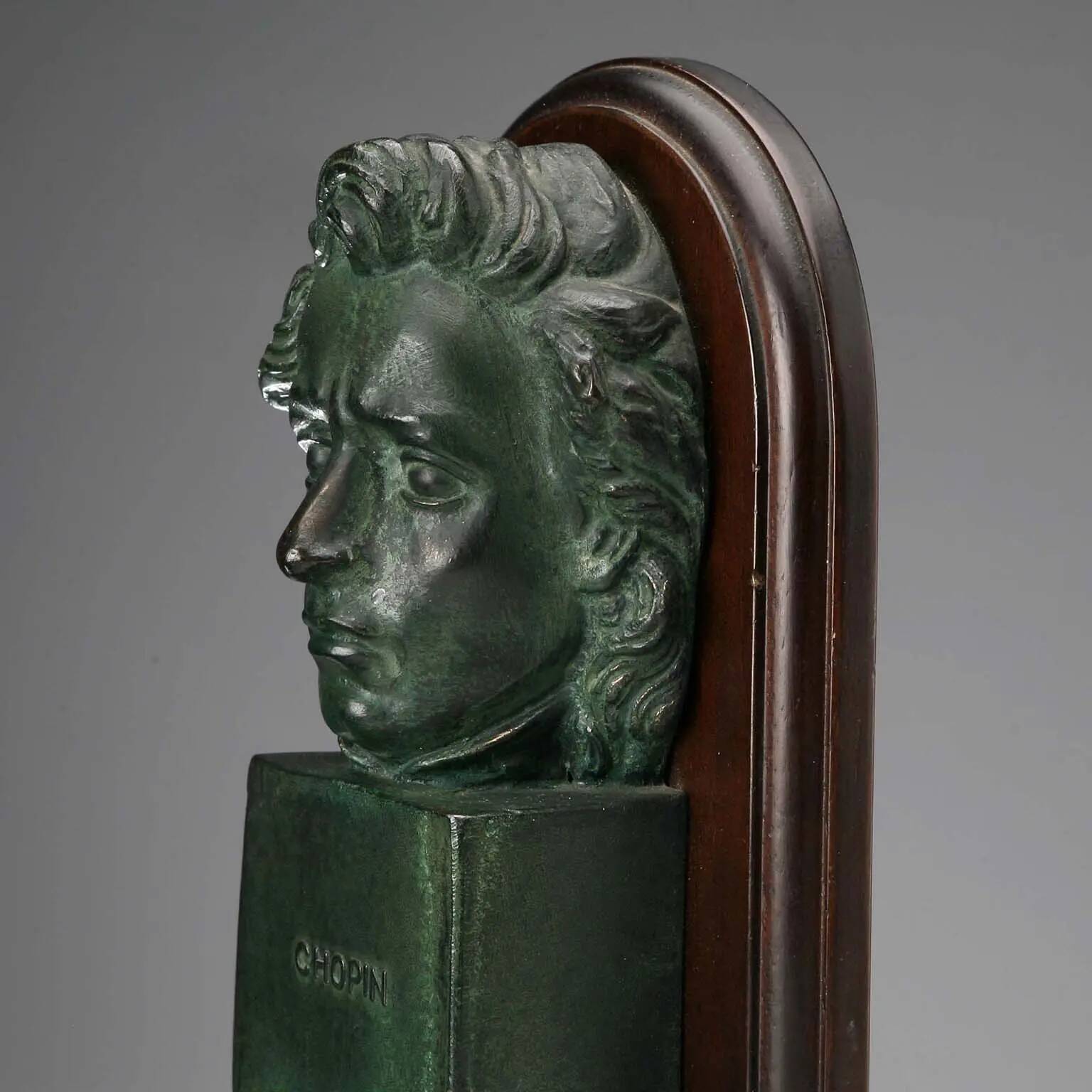 Vintage pair of bronze and wood bookends Verdi Chopin design 1960s-1970s