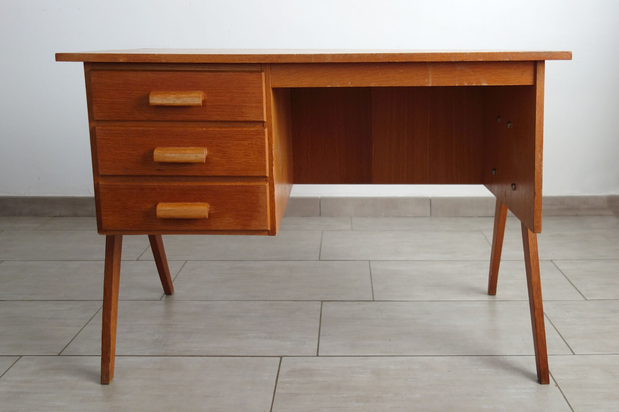 Vintage desk compass feet 60s