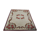 Romantic white and burgundy rug, 190 x 150 cm