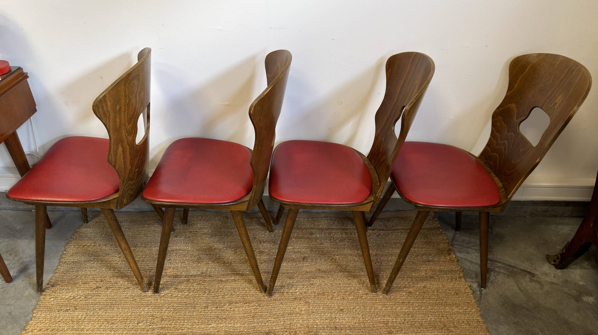Suite de 4 chaises Baumann modèle “Gentiane” – années 60/70