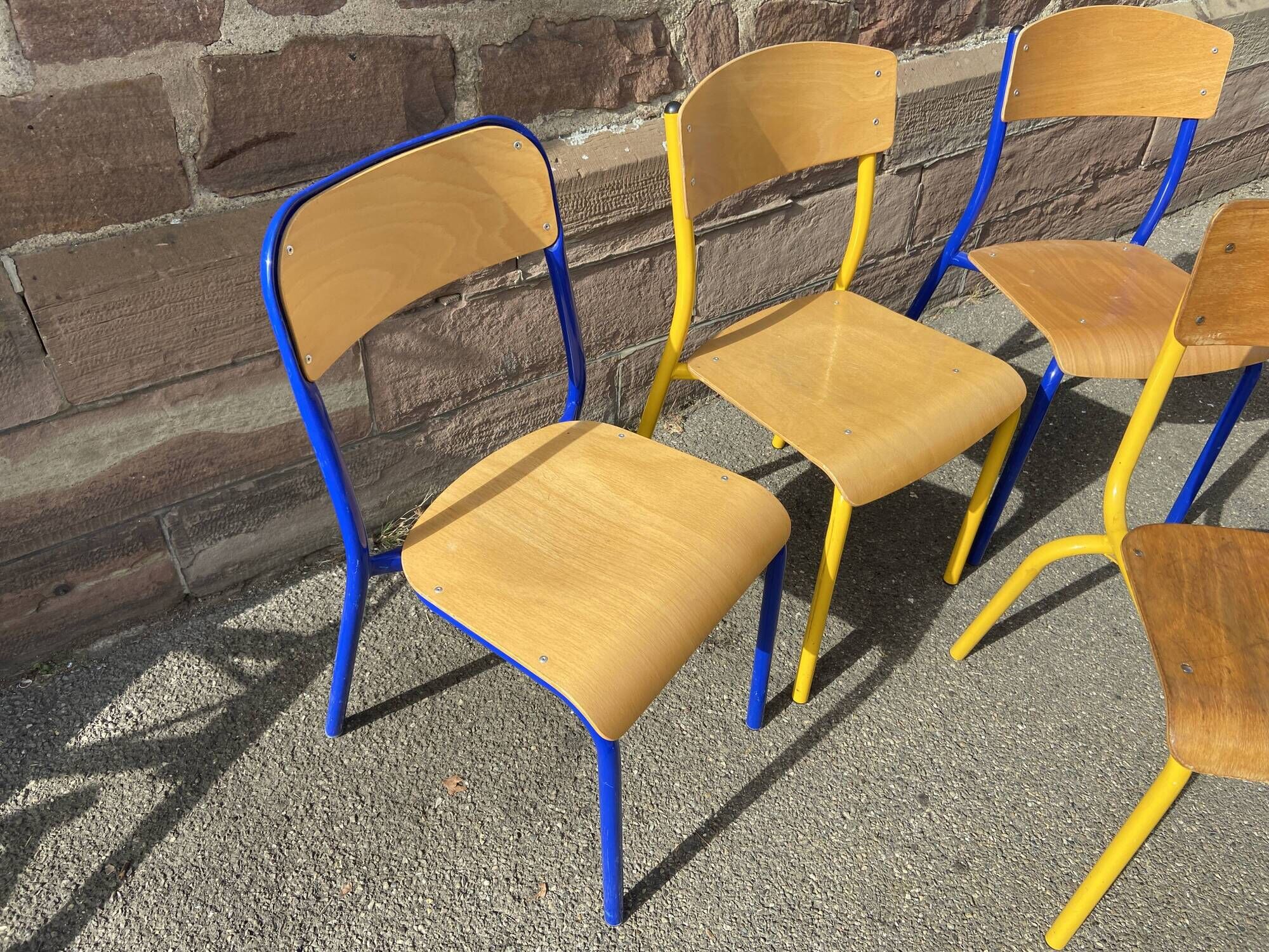 4 mismatched school chairs multicolor industrial vintage school community Mullca DELAGRAVE f