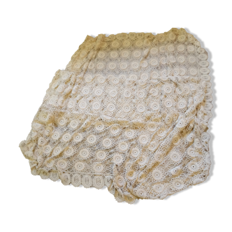 Crocheted bed top