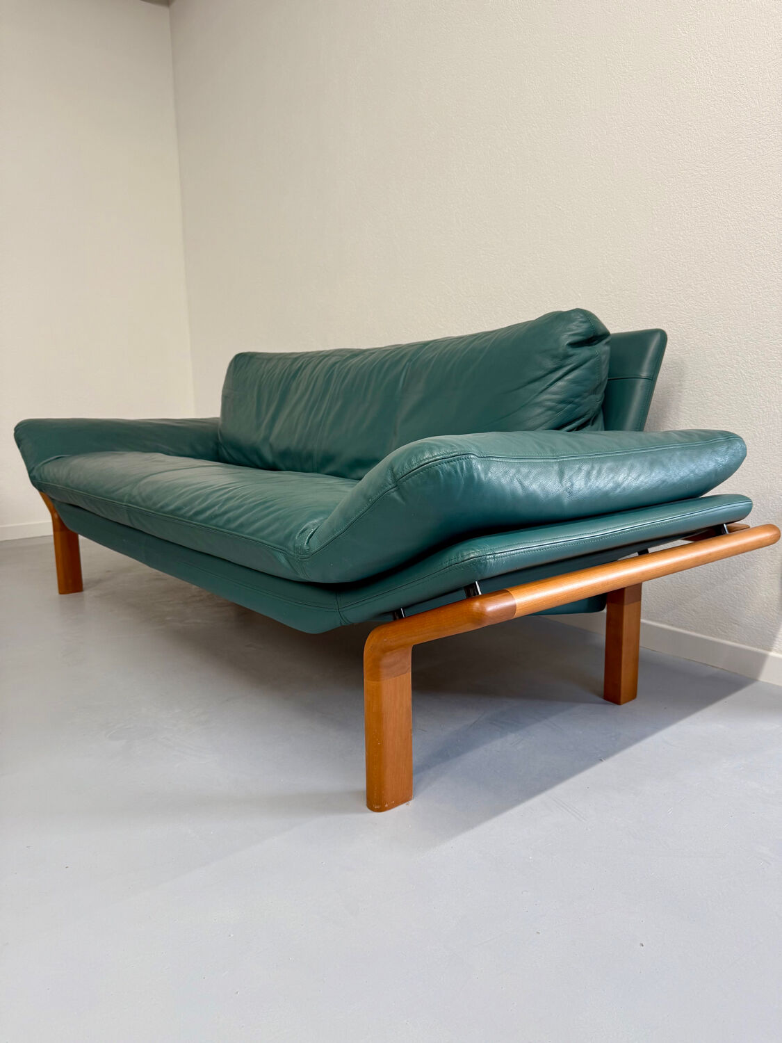 Salon complet canapé cuir teck design scandinave Komfort Danish