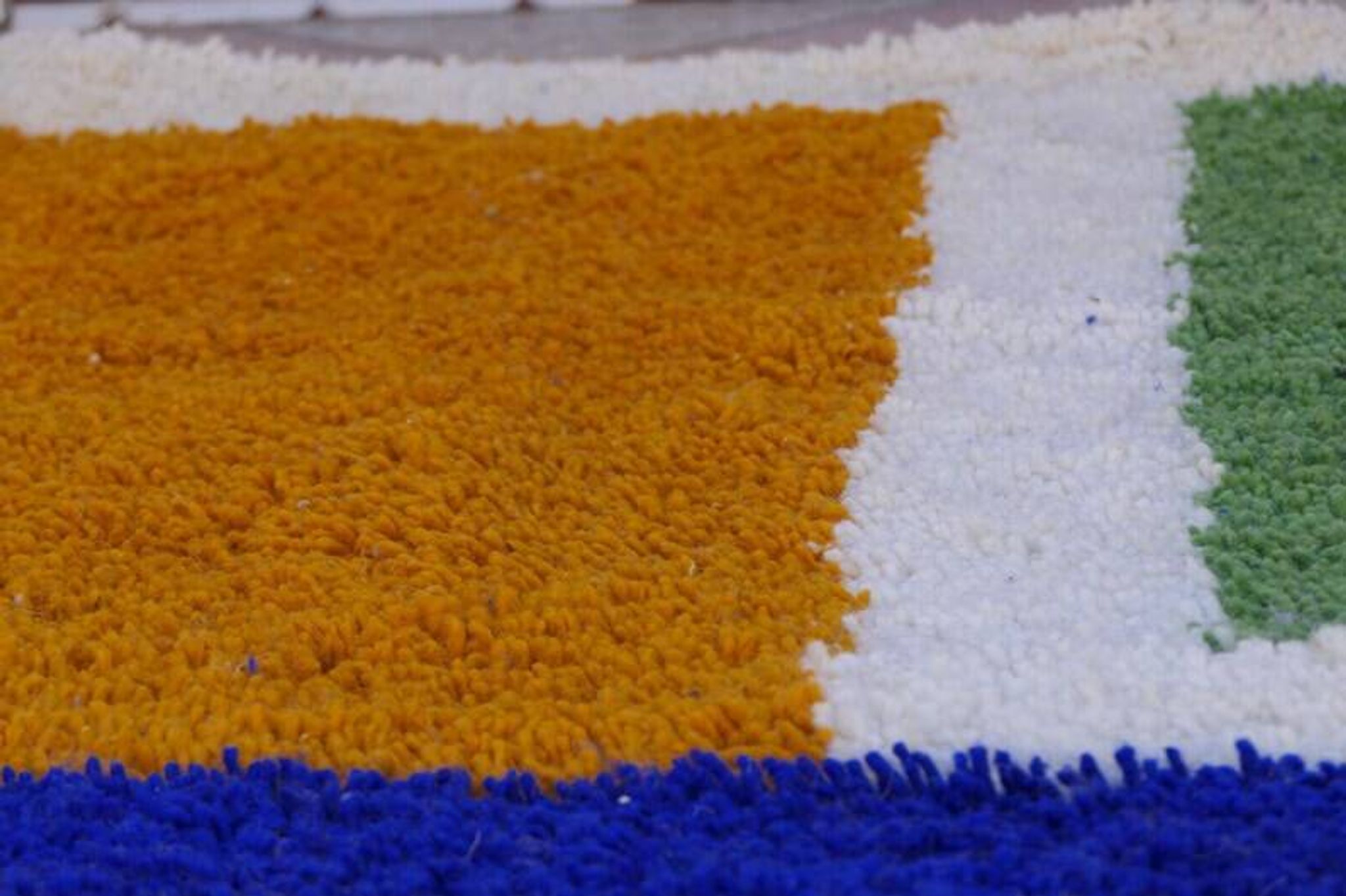 Handmade runner rug 300cm x 90cm