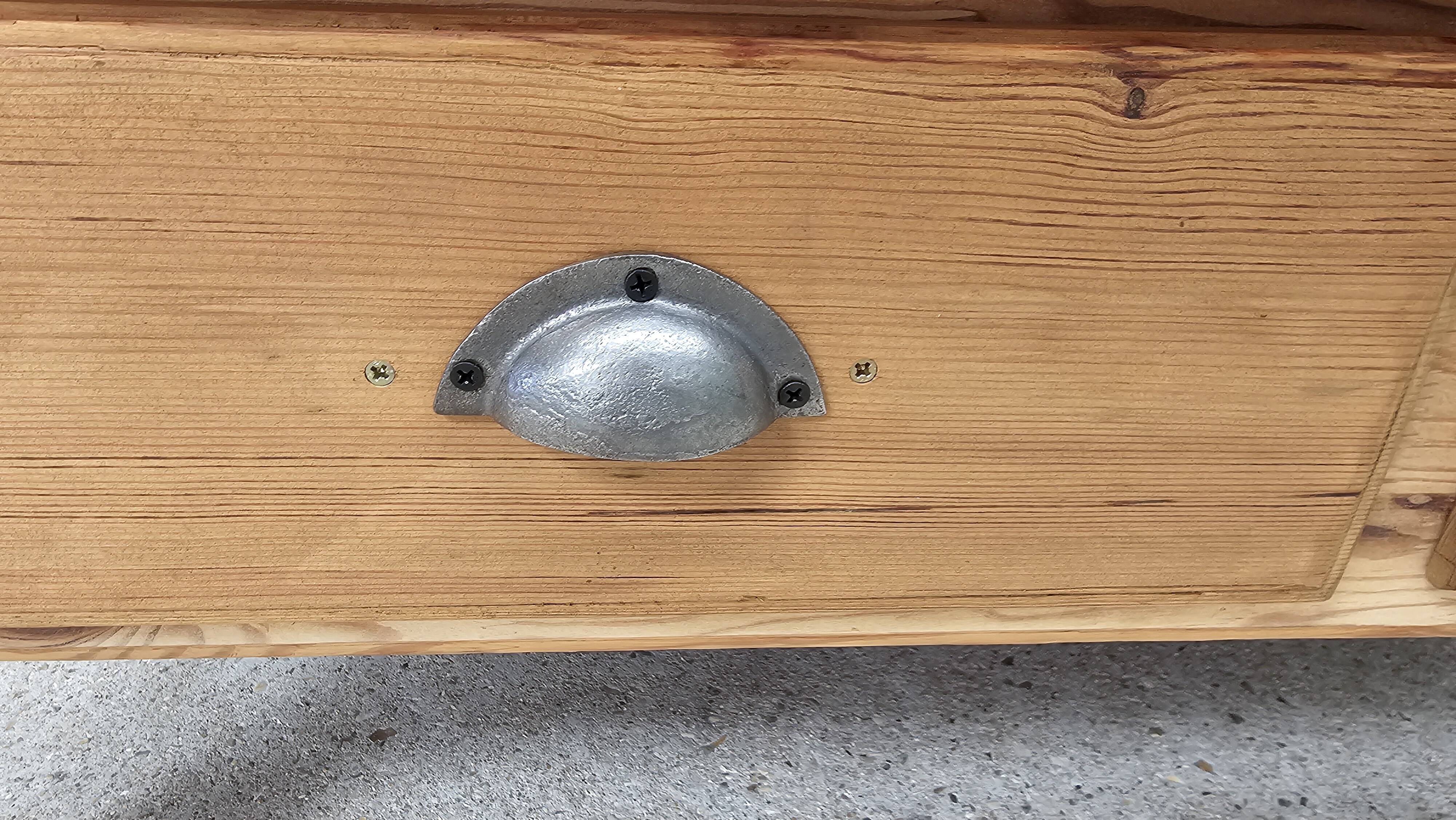 Scandinavian pine 4-drawer coffee table