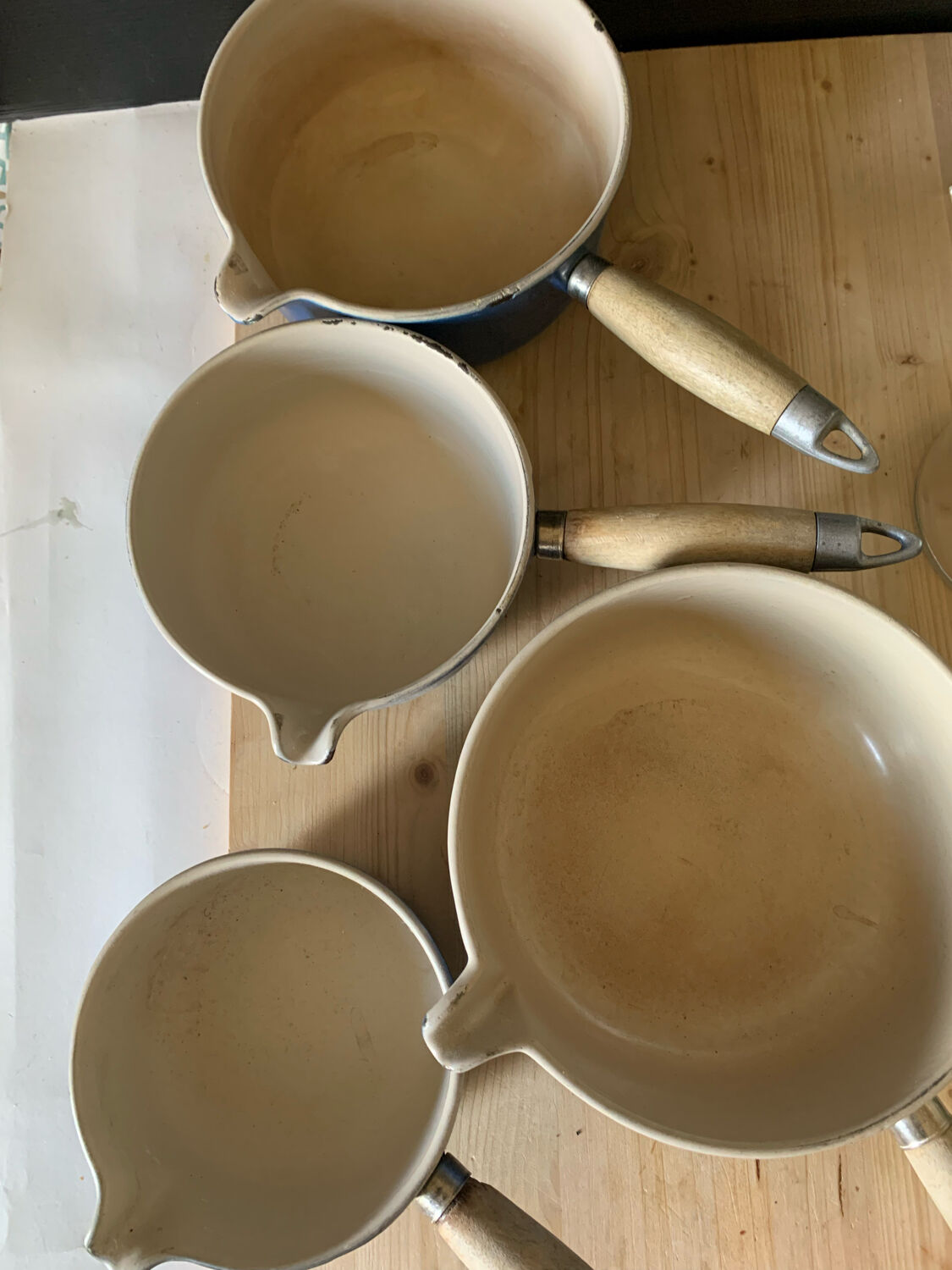 Series of cast iron pans Le Creuset bleues