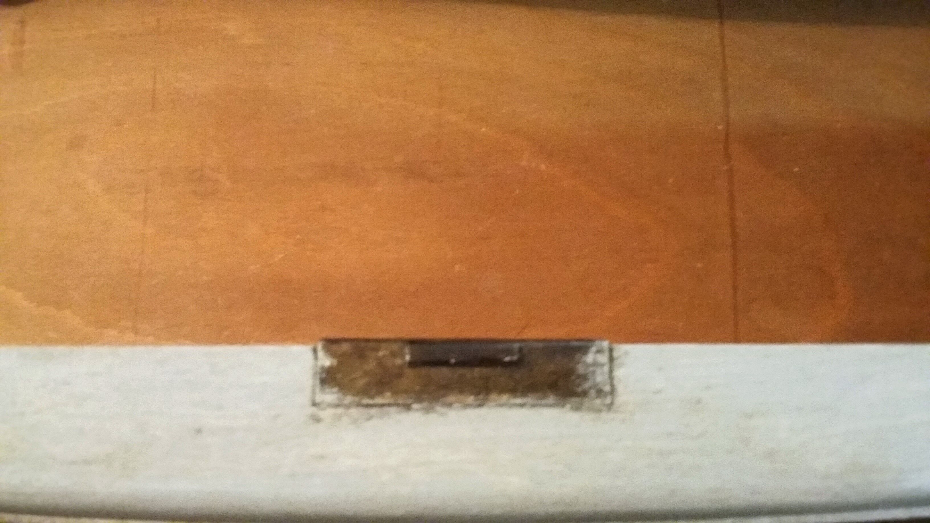 Commode style Louis XV patinée