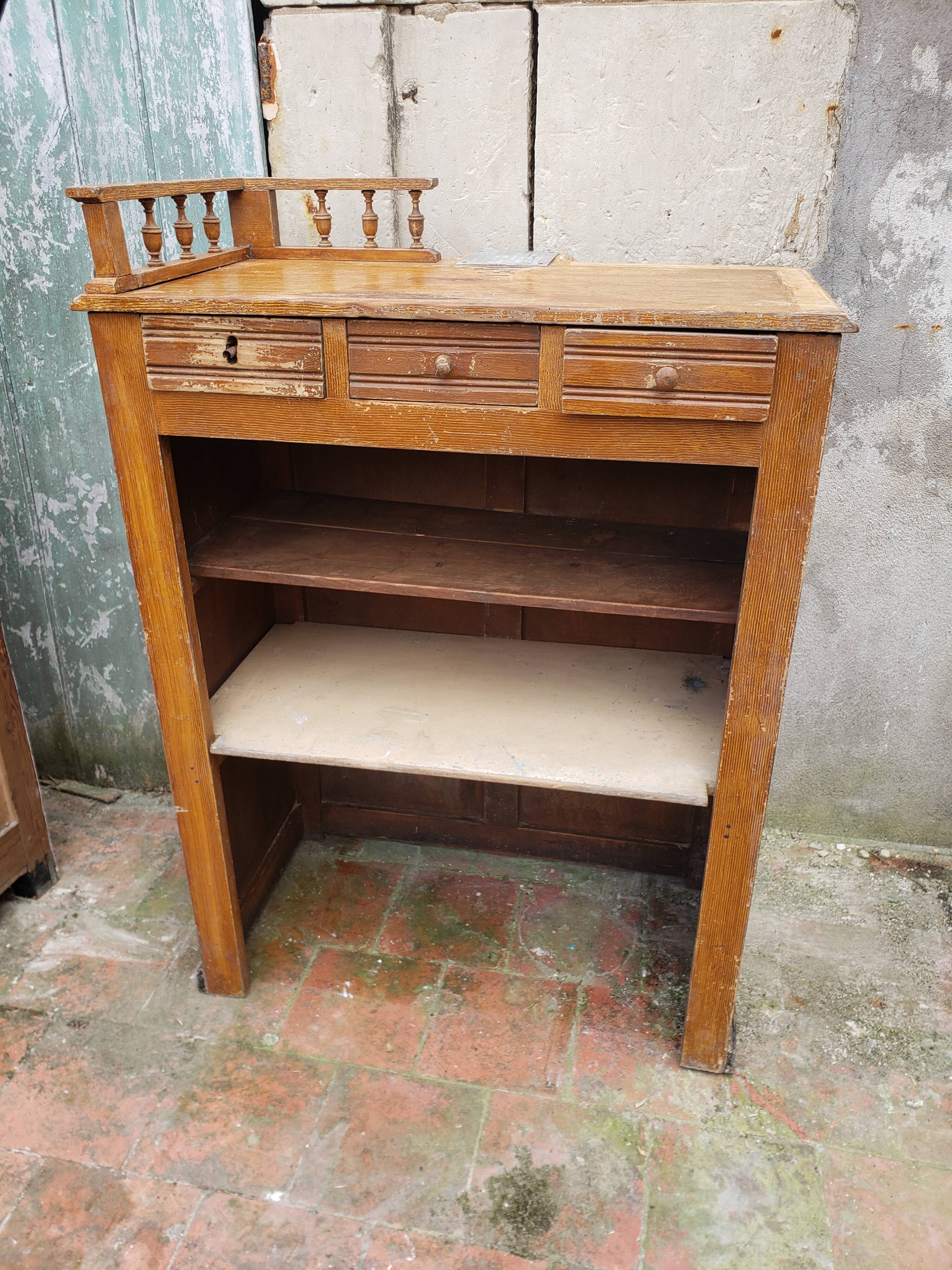 Counter box store furniture store 1900