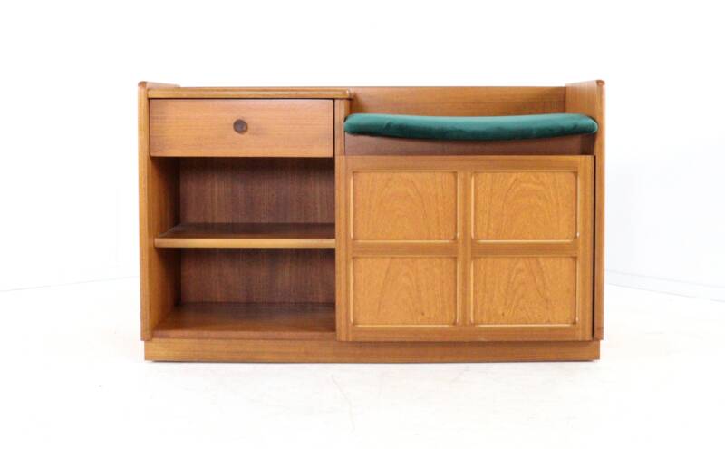 Parker Knoll gossip bench - fully restored