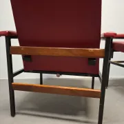 Ensemble de 3 fauteuils rouges de style mid-century moderne, Tchécoslovaquie, années 1970.