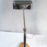 Marble pedestal desk lamp