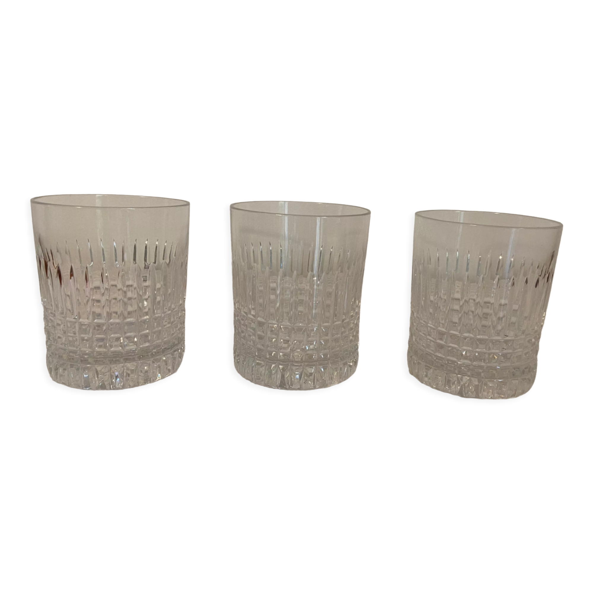 Christmas Pop-up 2022 - Trio of cut crystal whisky glasses