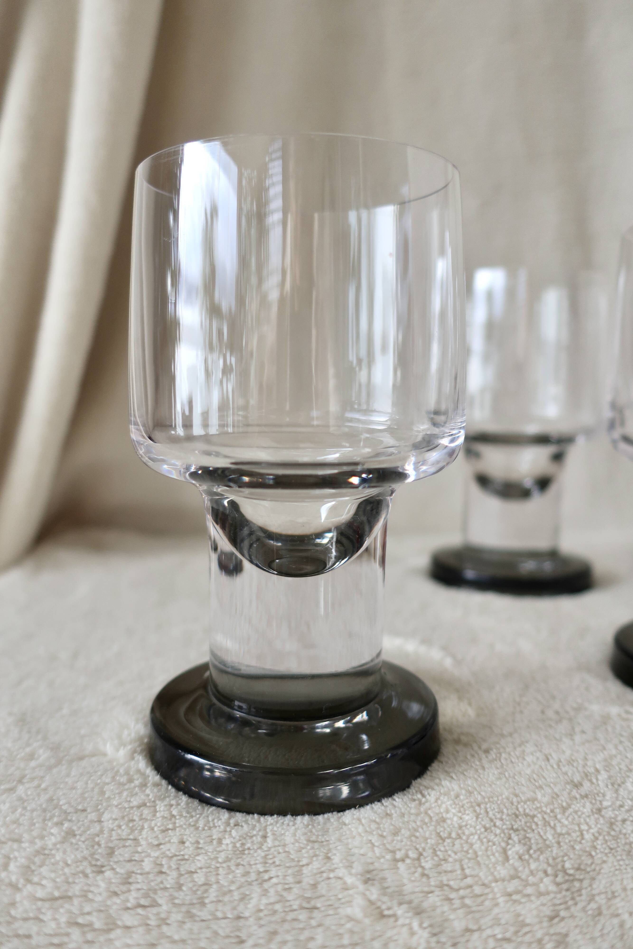 8 Scandinavian Drinking Glasses in Crystal 1970s