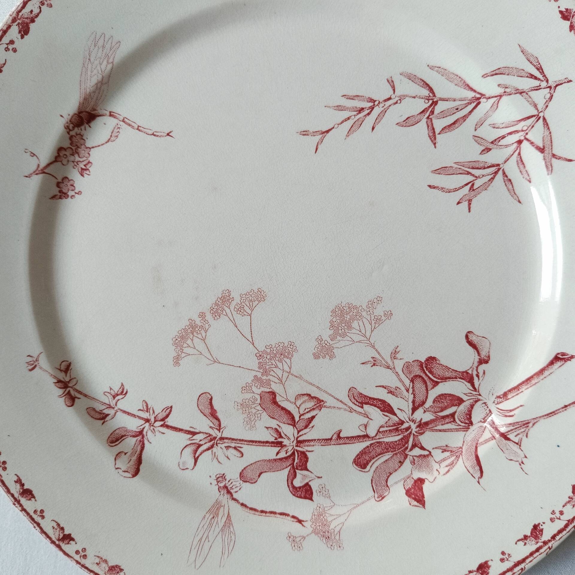 Lot of 2 Antique Plates Sarreguemines Model Carmen Red (Li)