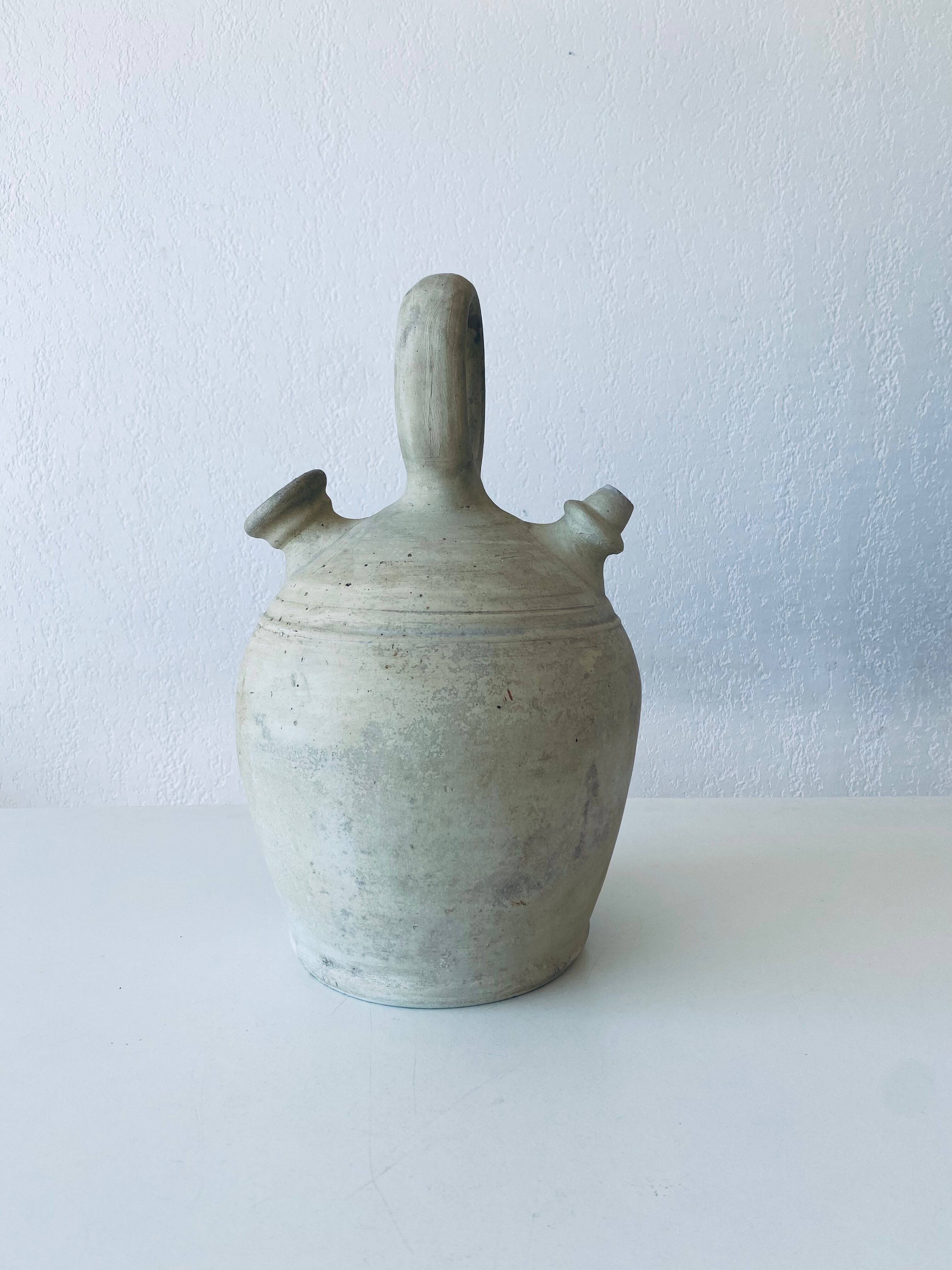 Gargoulette in white terracotta