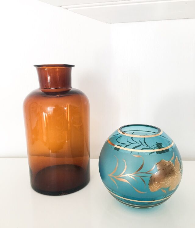 Amber apothecary flask