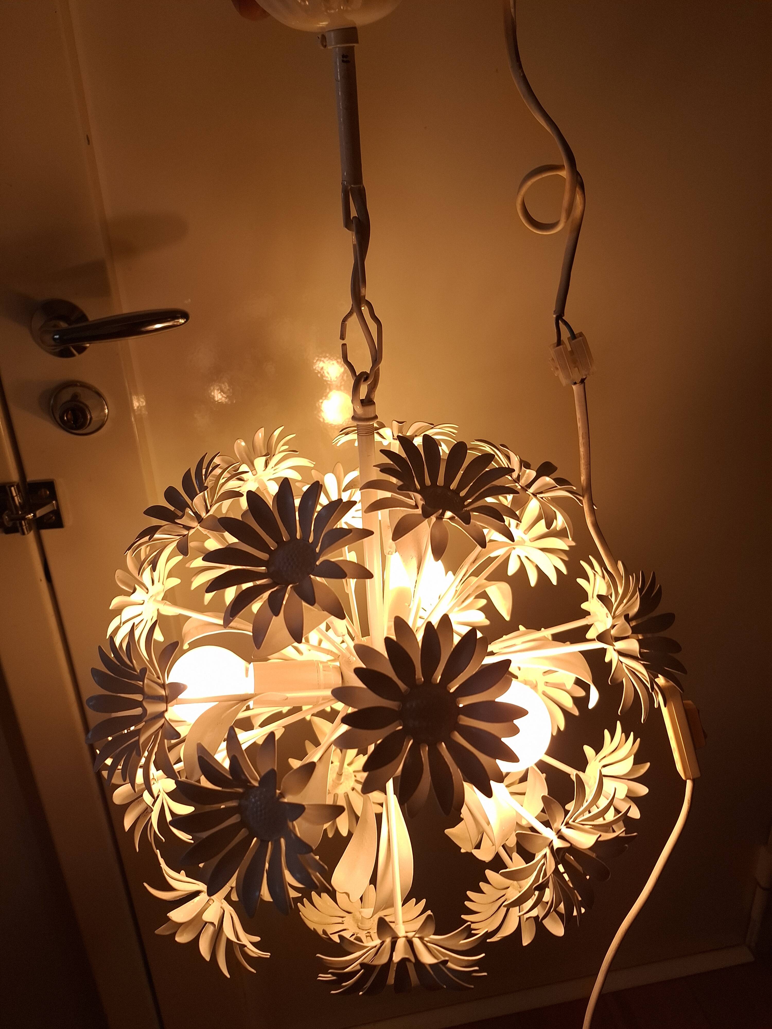 VINTAGE SPUTNIK FLOWER HANGING
