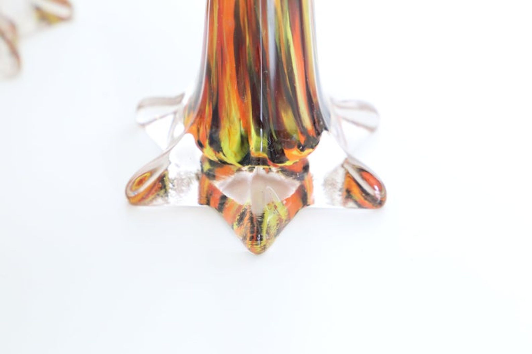 Duo of soliflores in mouth-blown glass