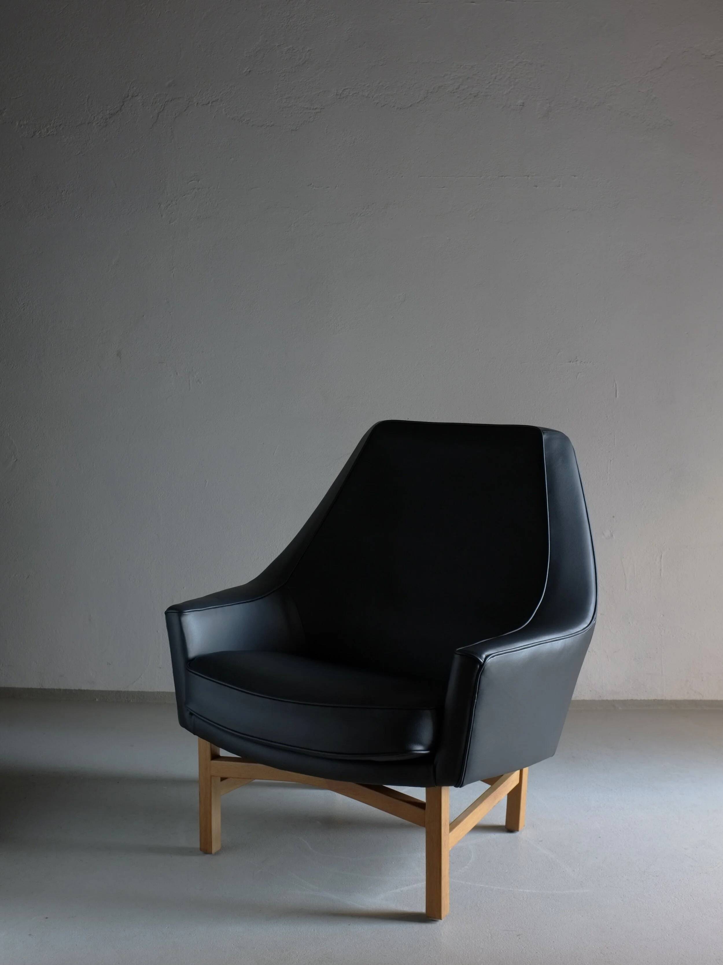 IB Kofod-Larsen leather oak easy chair | OPE Sweden | 1960s