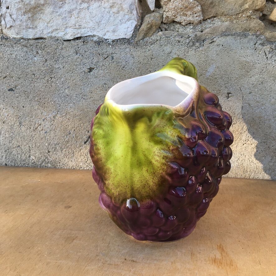 Pitcher slurry grape