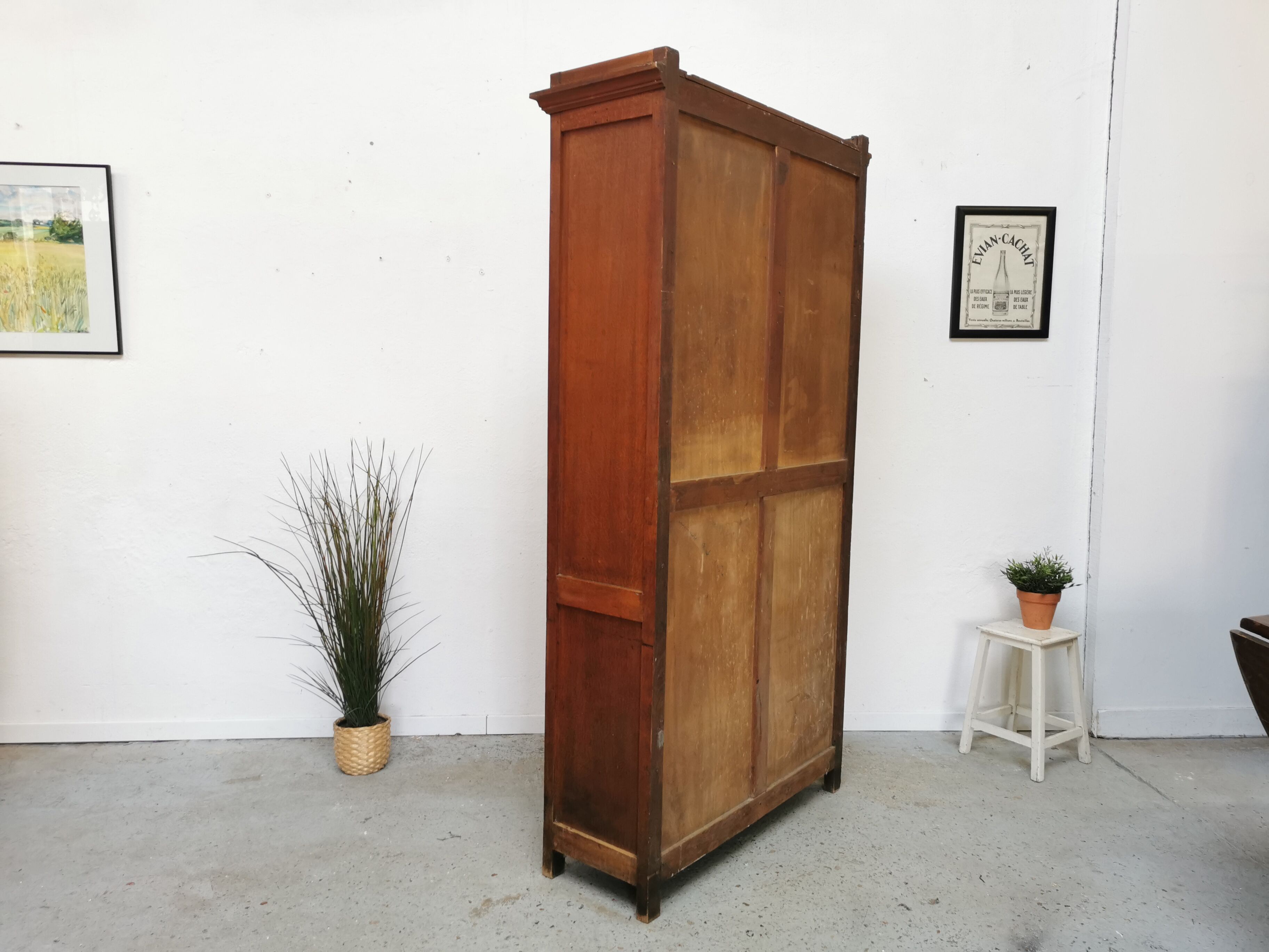 Vintage Parisian wardrobe