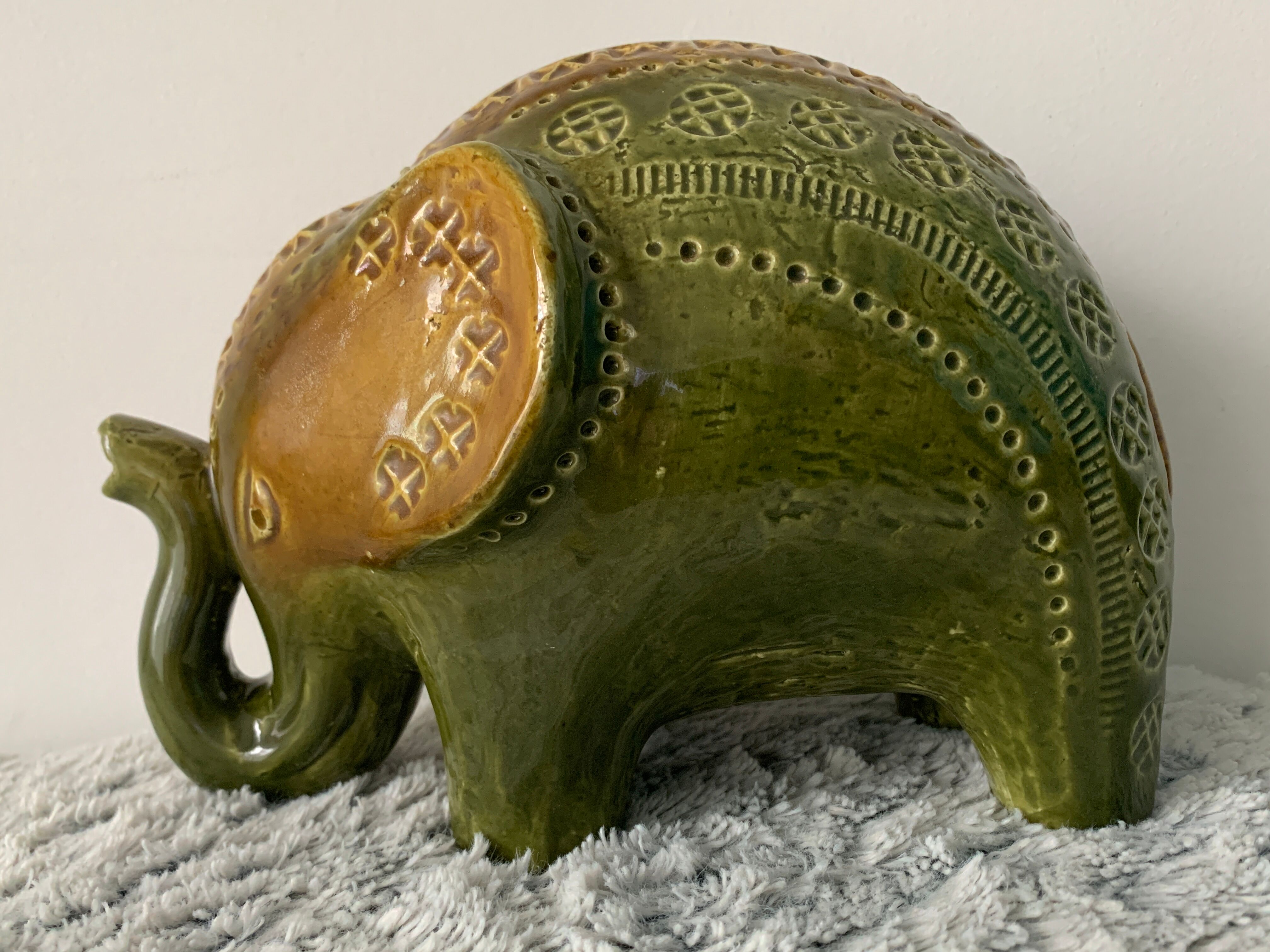 Green Rimini ceramic elephant, Aldo Londi for Bitossi, 1960