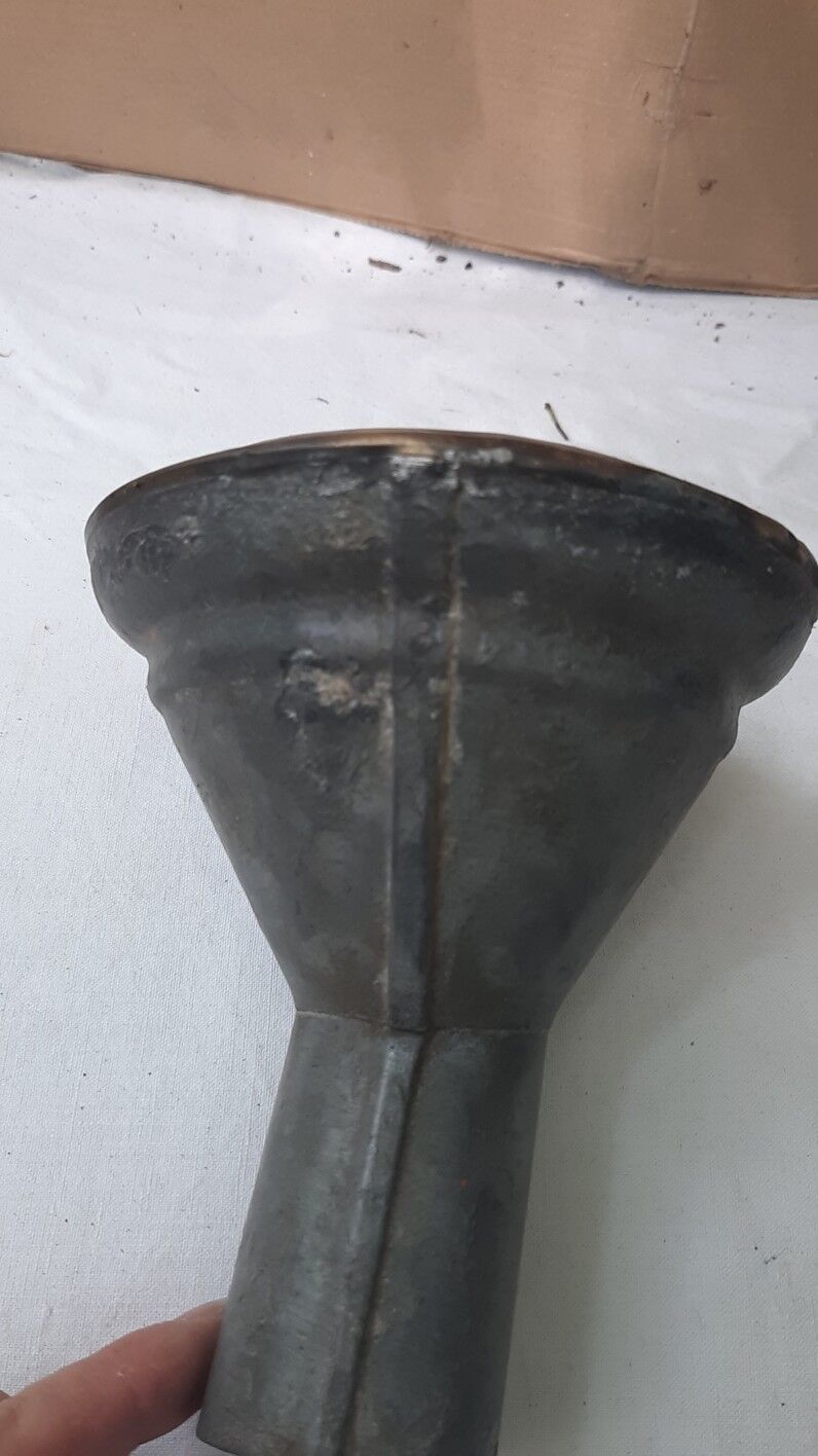 Zinc watering can