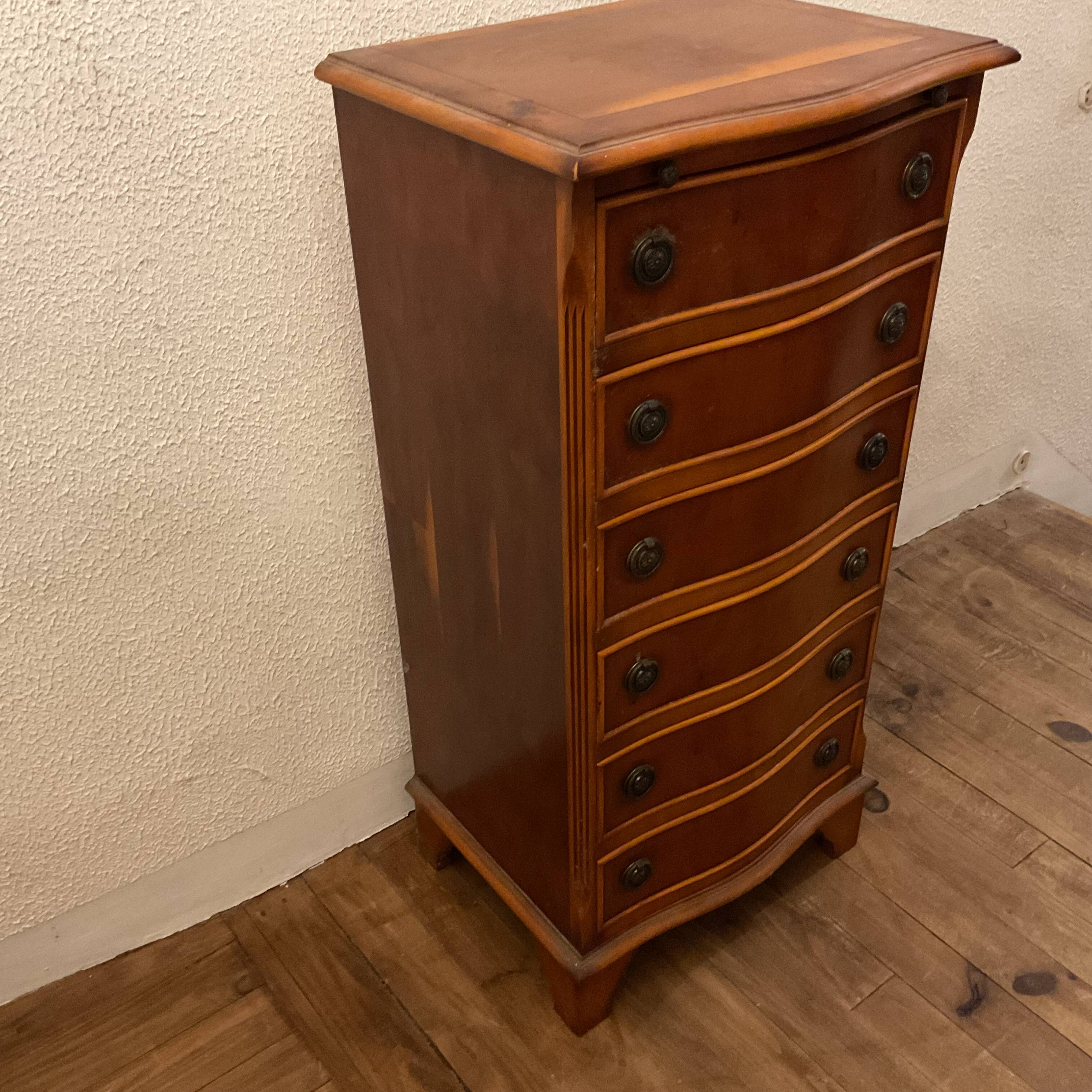 Empire-style chest of drawers