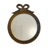 Louis XVI round wooden frame