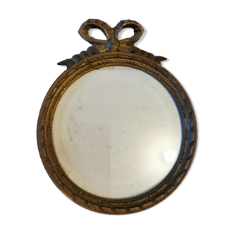 Louis XVI round wooden frame