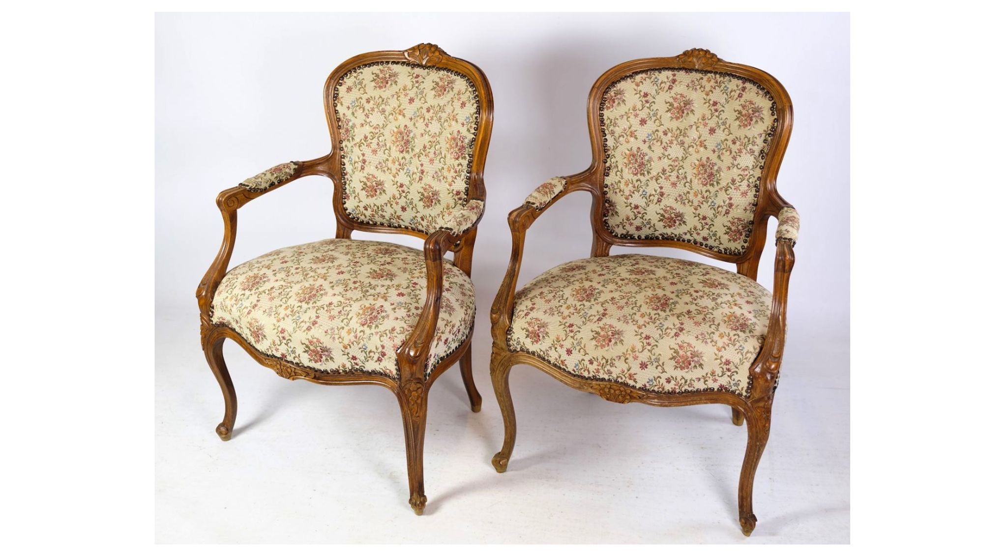 Pair of Neo-Rococo Armchairs with Decorated Fabric in Light Wood
