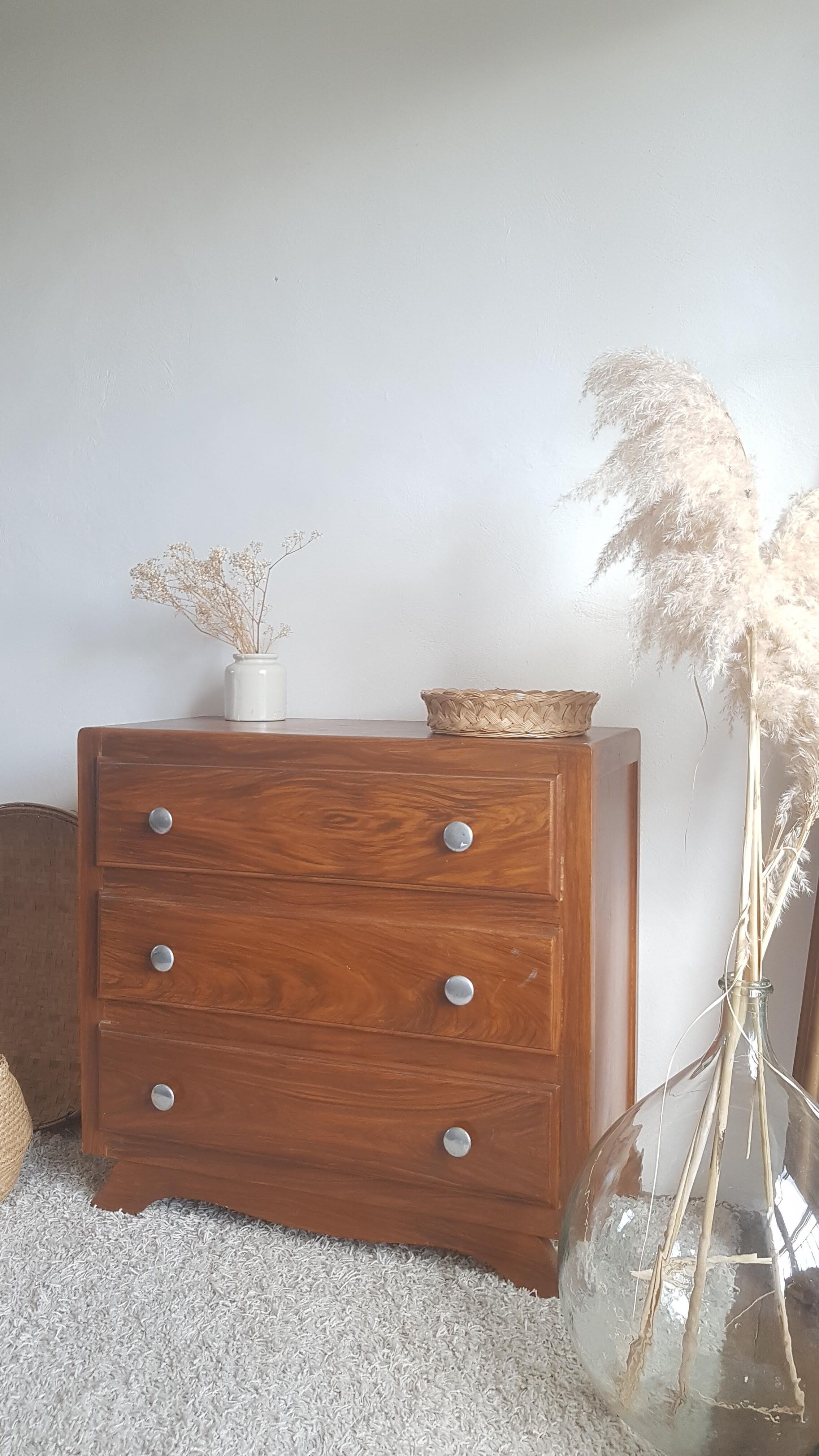 Art deco dresser