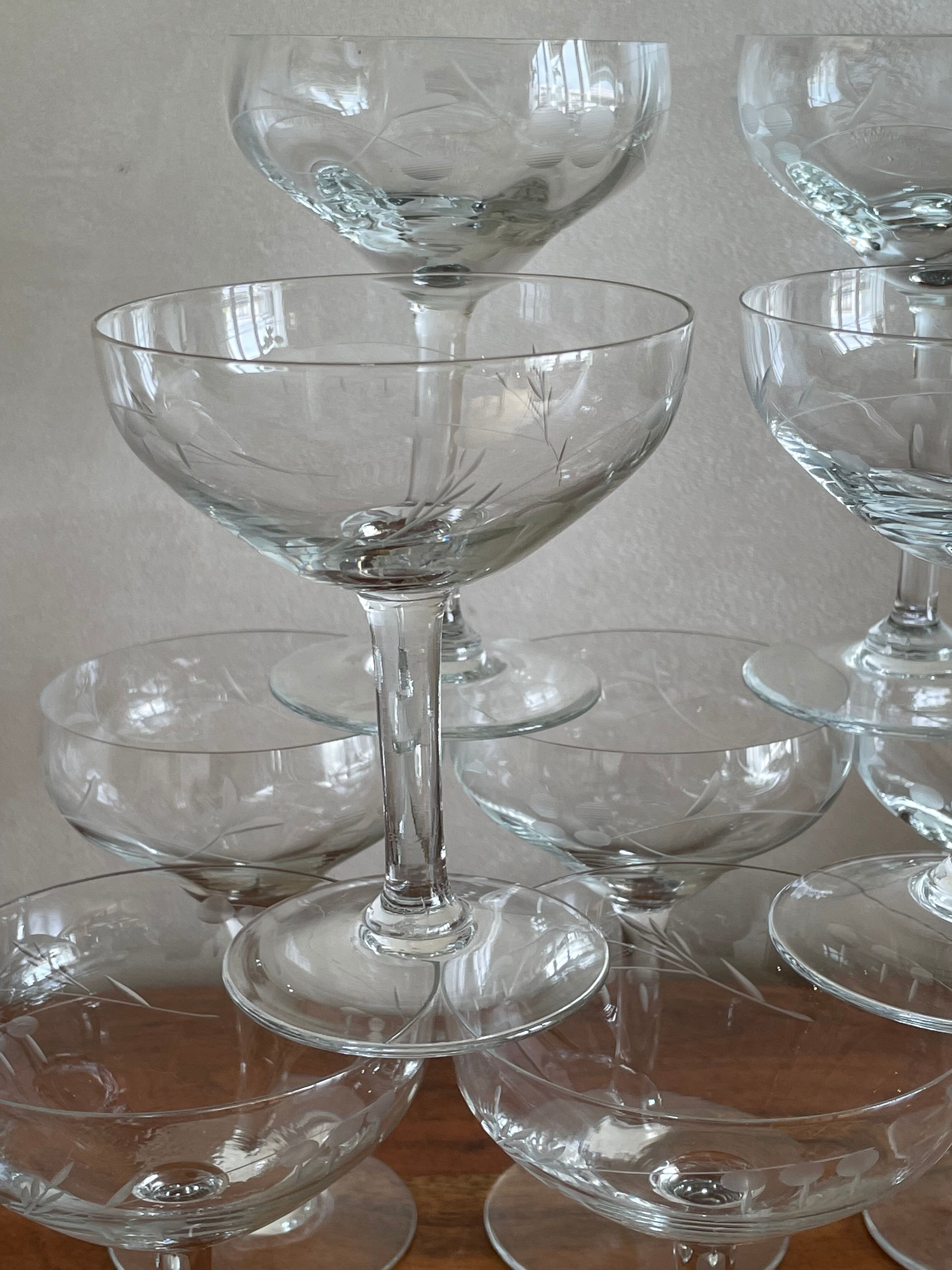 10 glass engraved glass champagne cup, 2 sizes