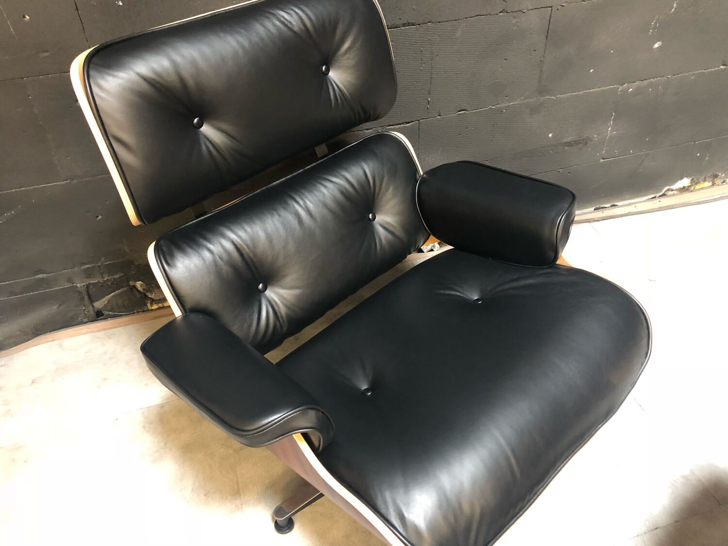 Eames  lounger and ottoman