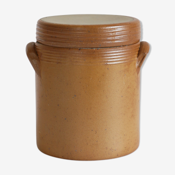 Sandstone pot