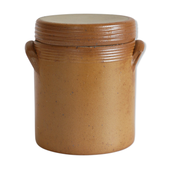 Sandstone pot