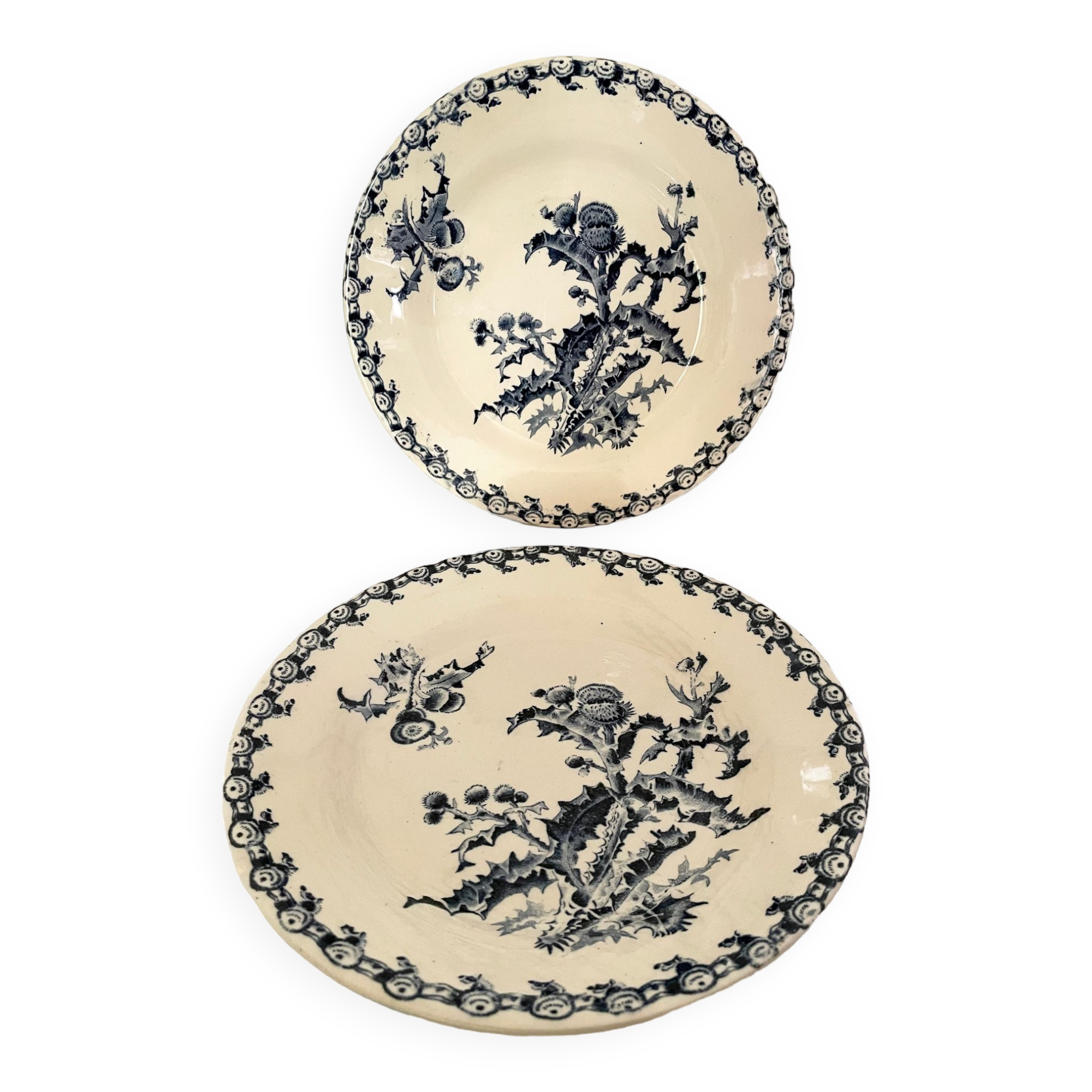 Flat plates Gien thistles