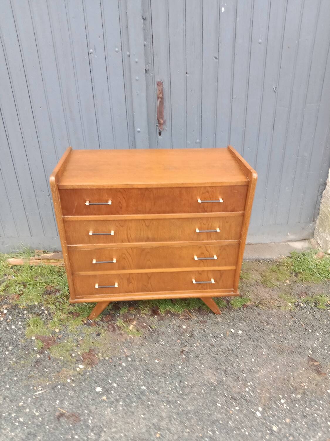 Commode vintage pieds compas