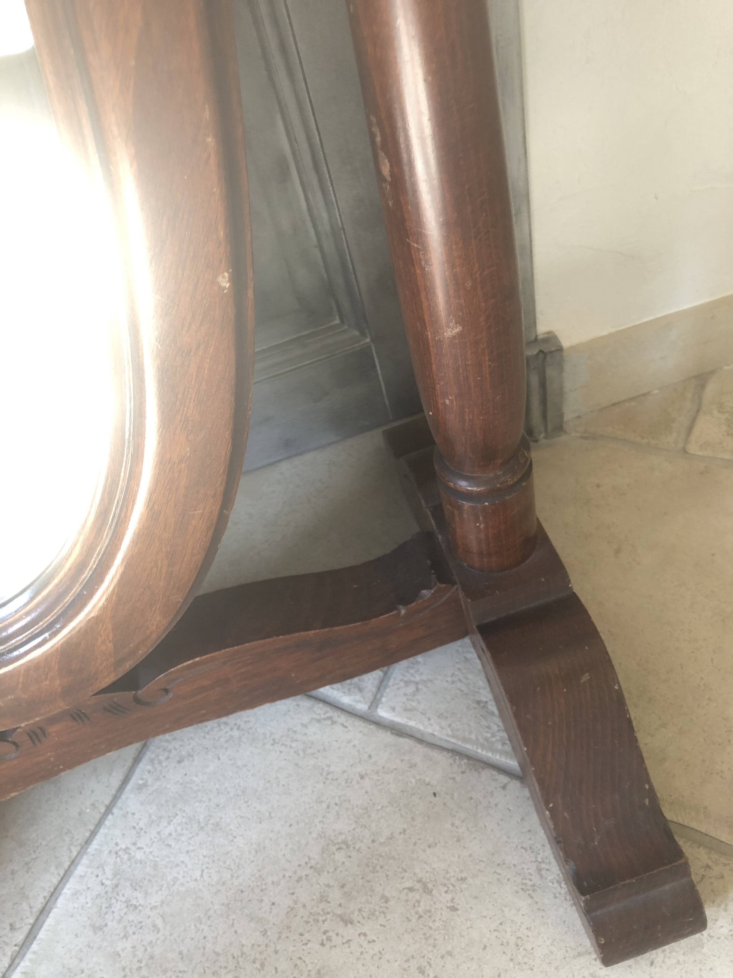 Swivel wooden mirror on stand