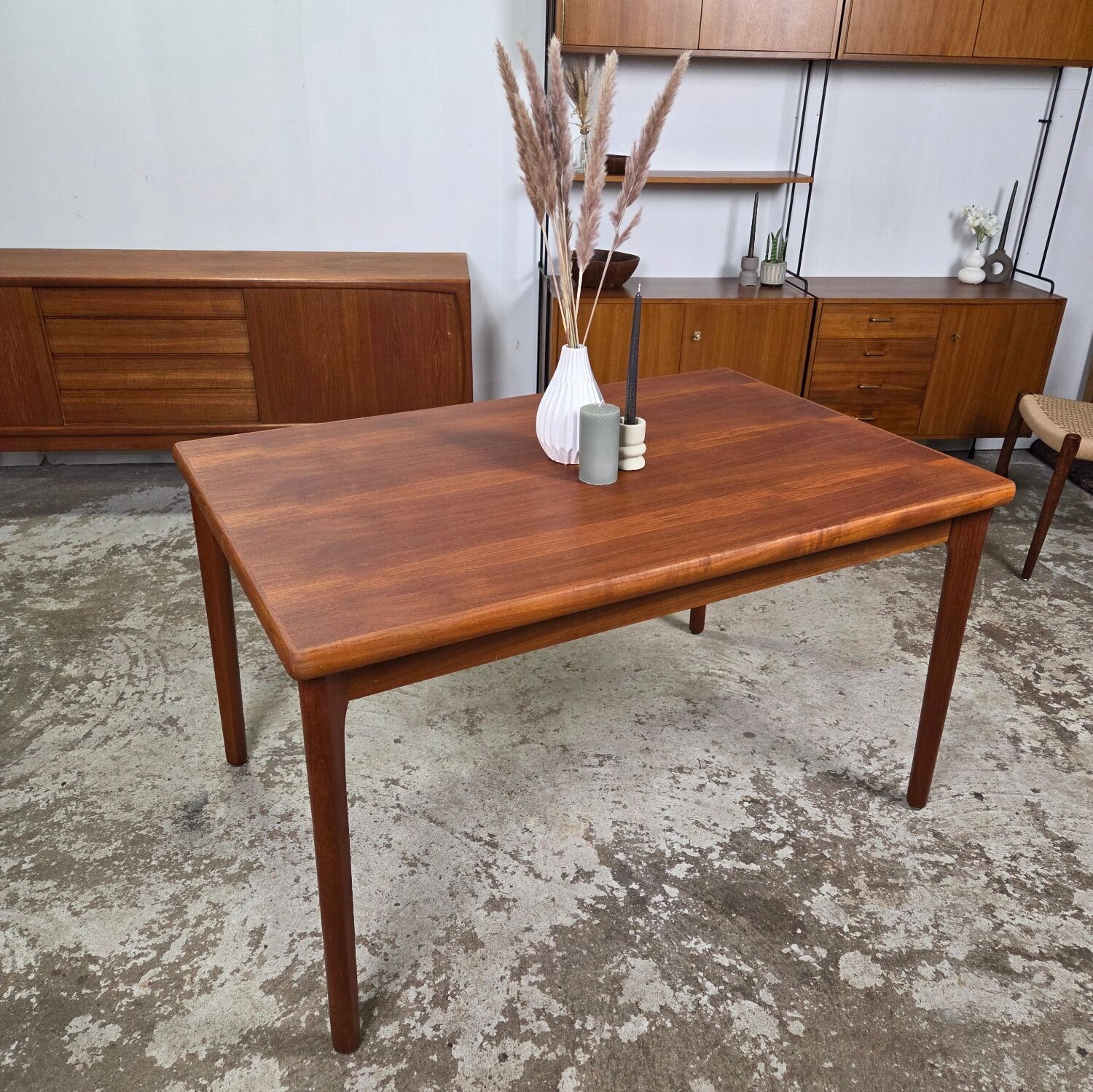 Henning Kjaernulf, Vejle vintage 1960s extendable table