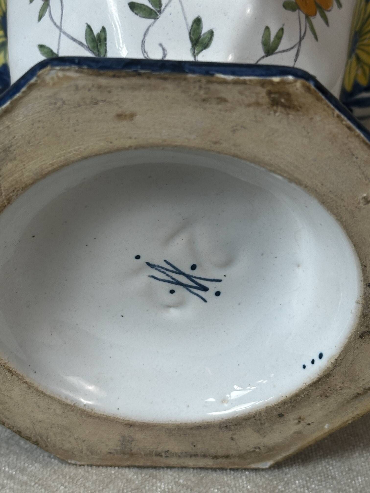 Polychrome vase 1925