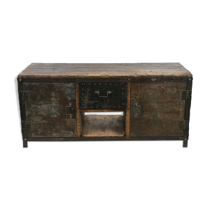 Buffet industriel en