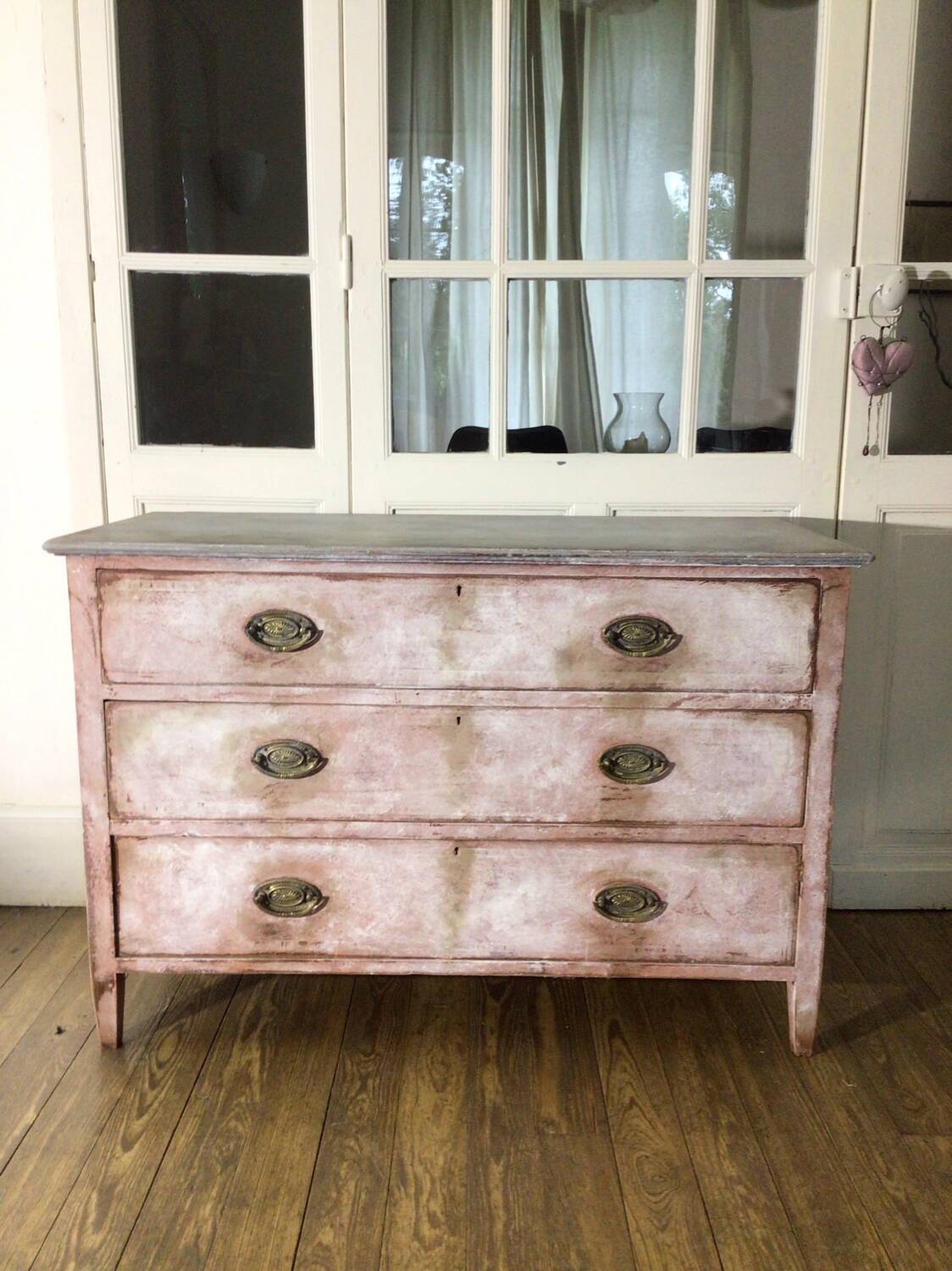 Early 20th century chest of drawers with old-fashioned patina