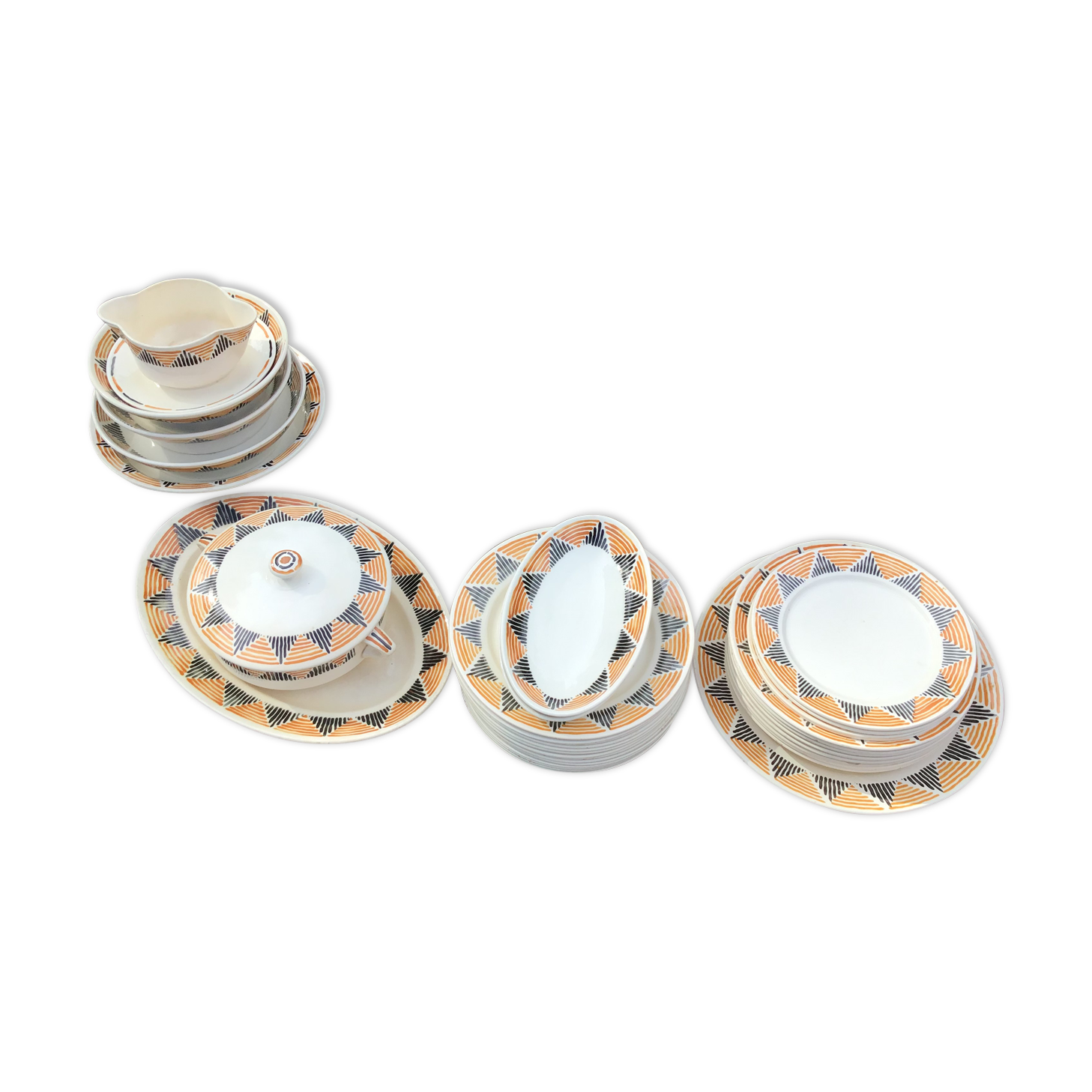 Table service faience badonviller décor etoile